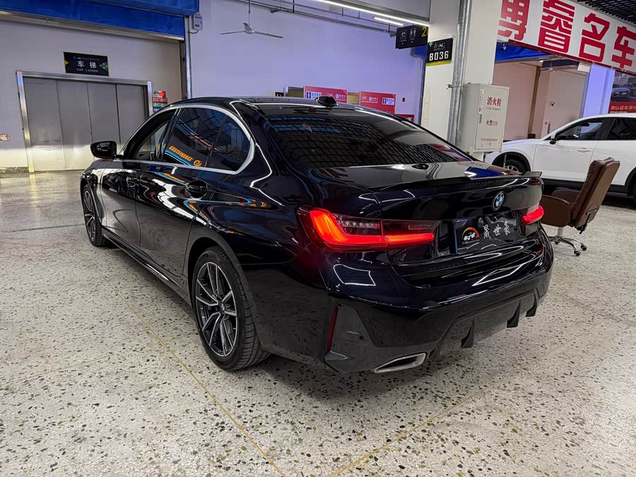 BMW 3 Series 2023