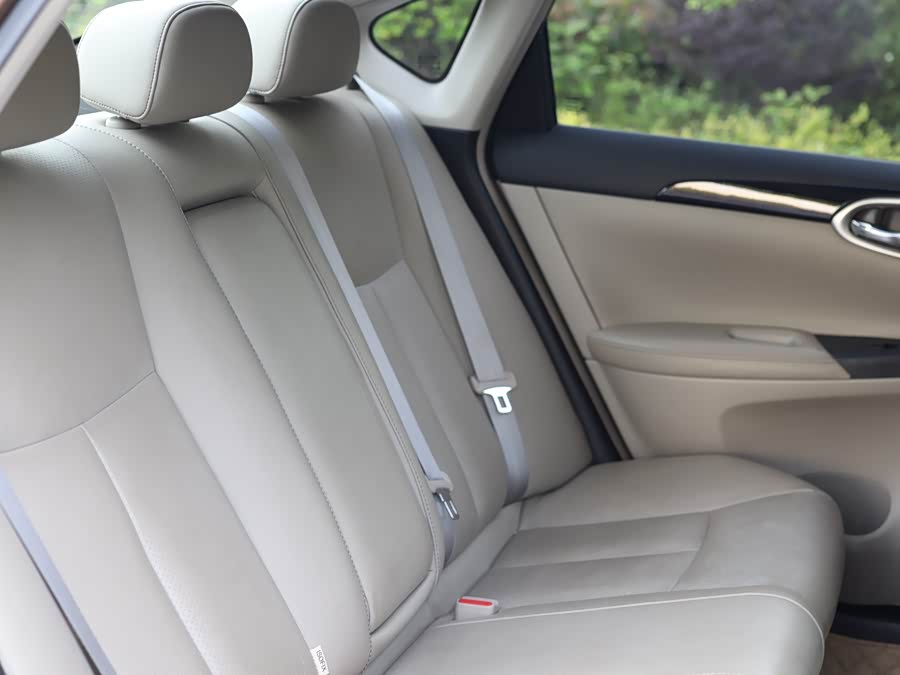 Nissan Sylphy 2016 — фото 27