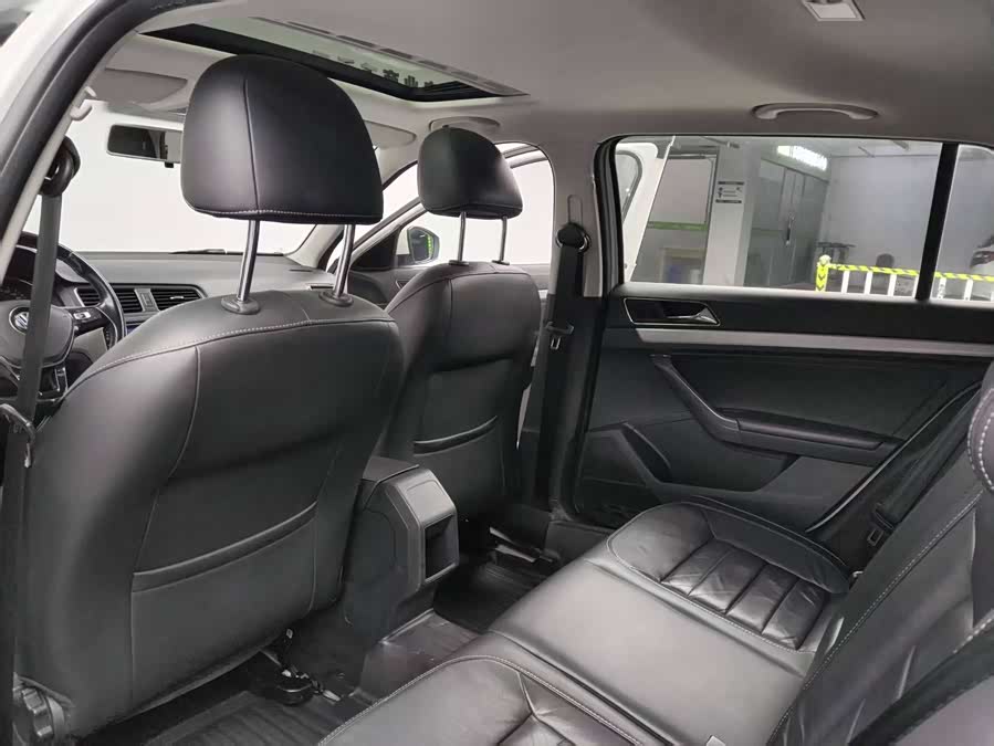 Volkswagen Gran Lavida 2017 — фото 10