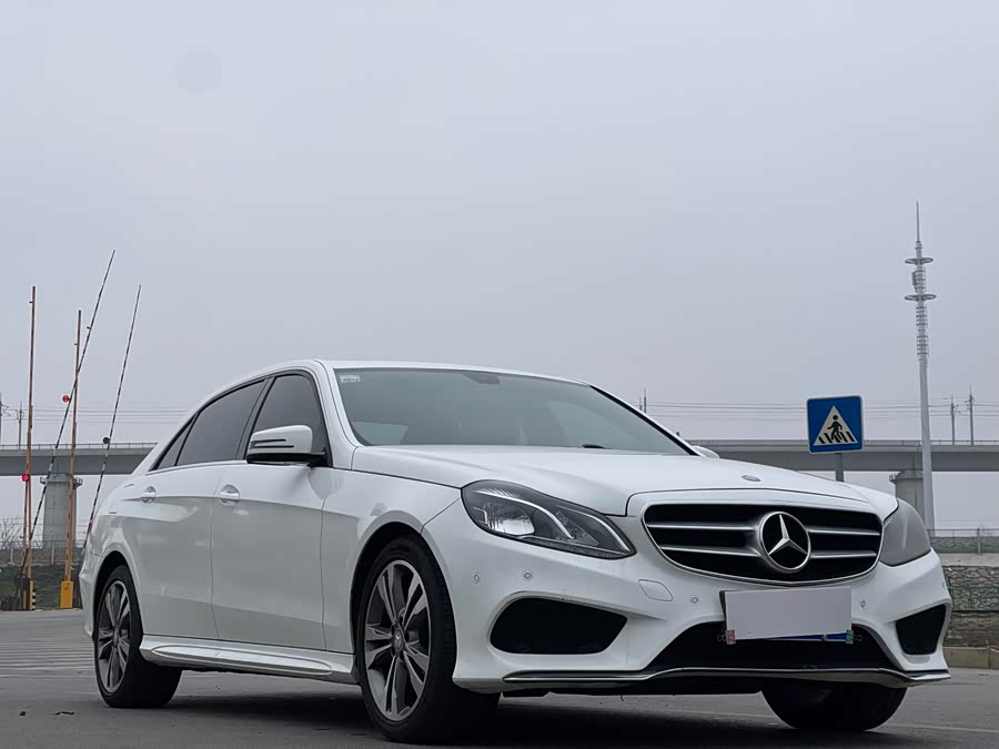 Mercedes-Benz E-Class 2015