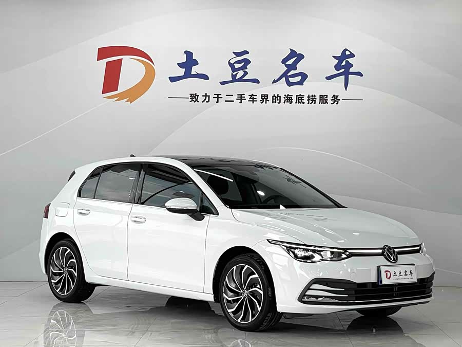 Volkswagen Golf 2021