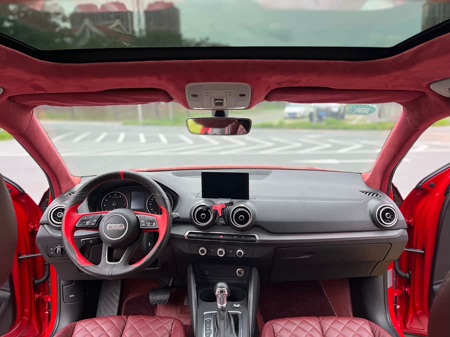 Audi Q2L 2018
