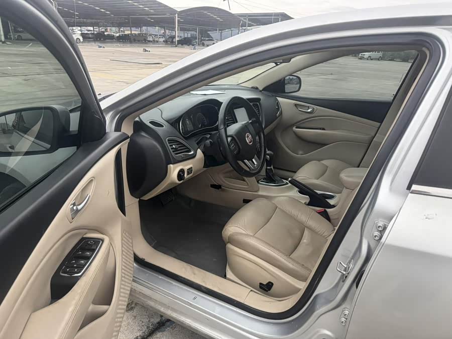 Fiat Viaggio 2012