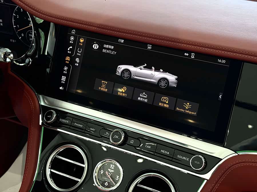 Bentley Continental 2022 — фото 15