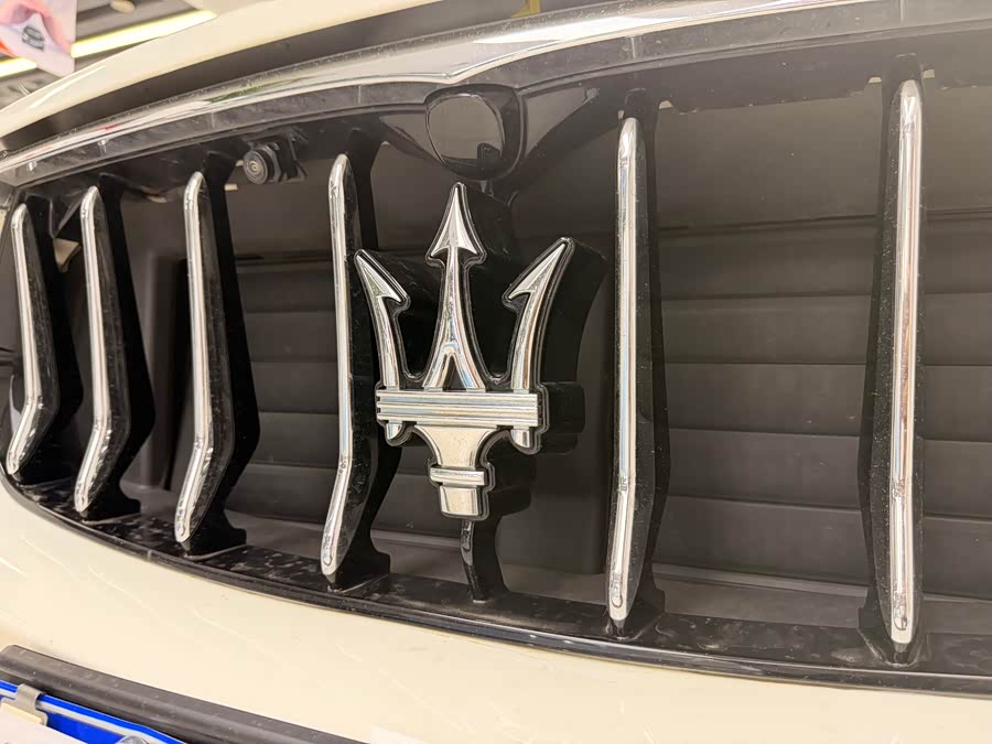 Maserati Levante 2021