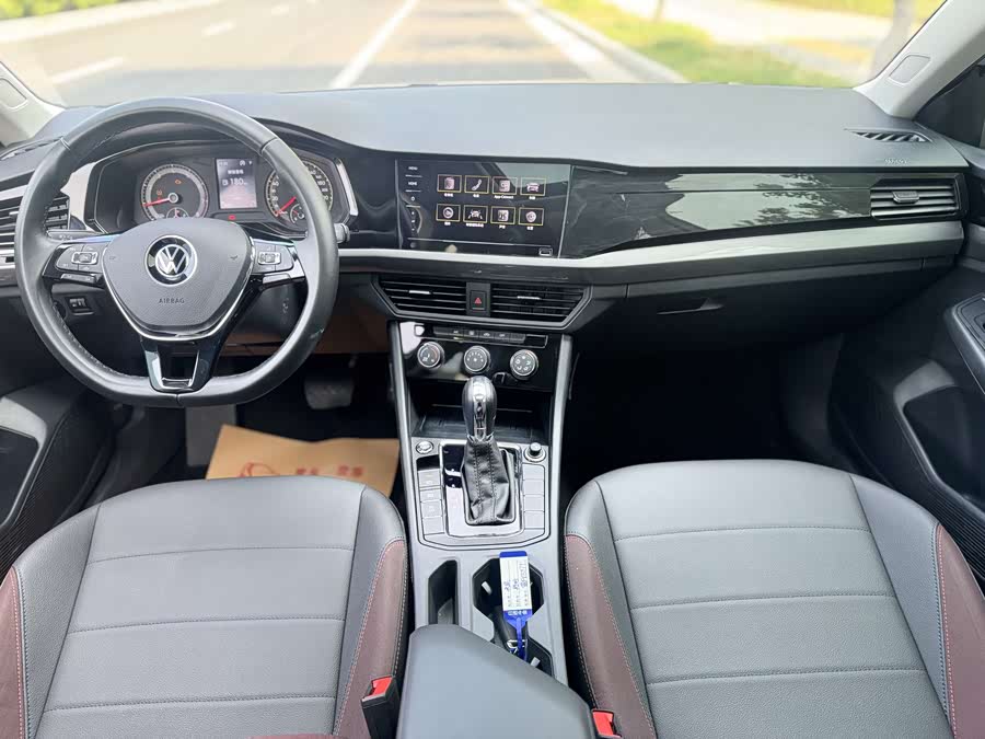 Volkswagen Bora 2021