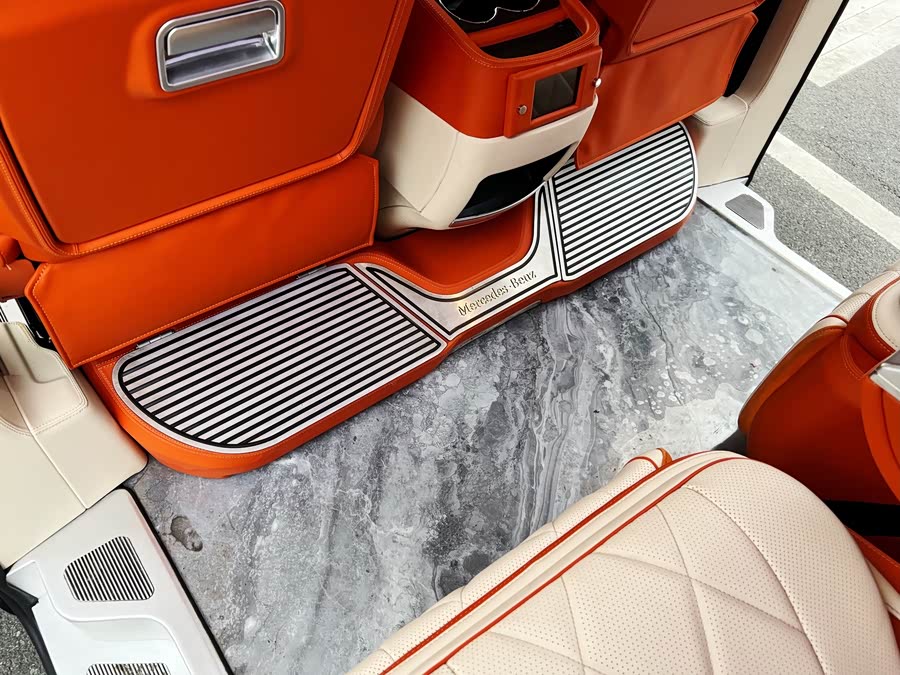 Mercedes-Benz Vito 2023 — фото 15