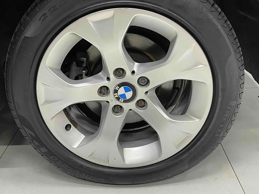 BMW X1 2012 — фото 20
