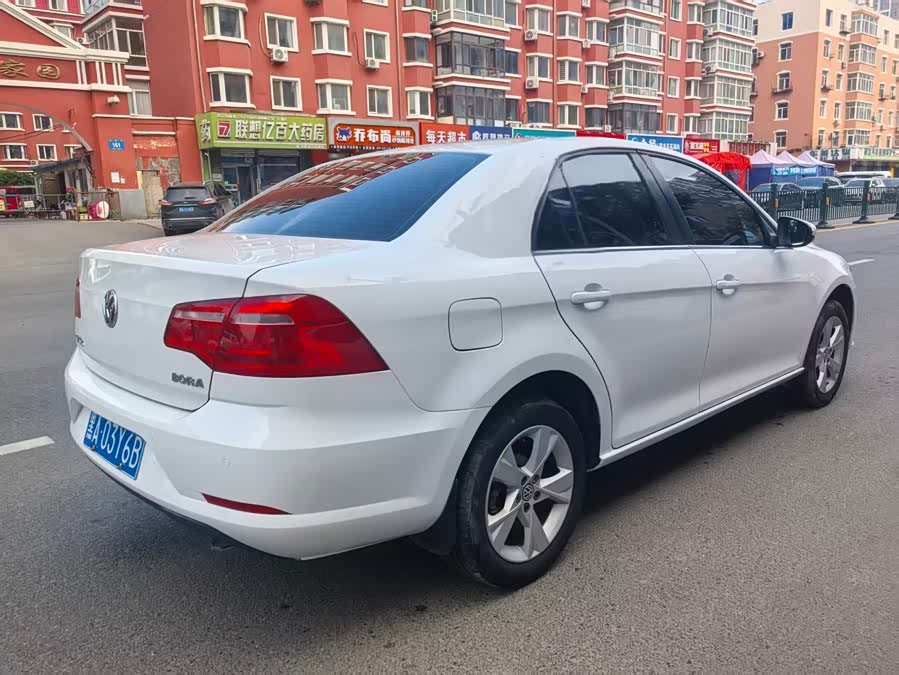 Volkswagen Bora 2015