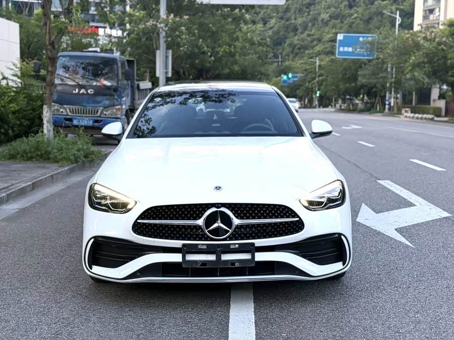 Mercedes-Benz C-Class 2022