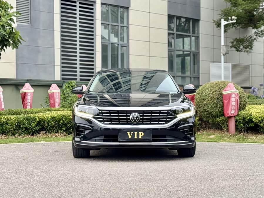 Volkswagen Passat 2023