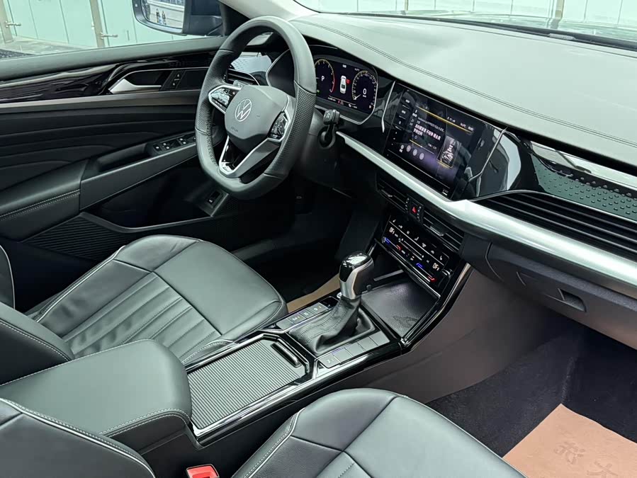 Volkswagen Passat 2023 — фото 12