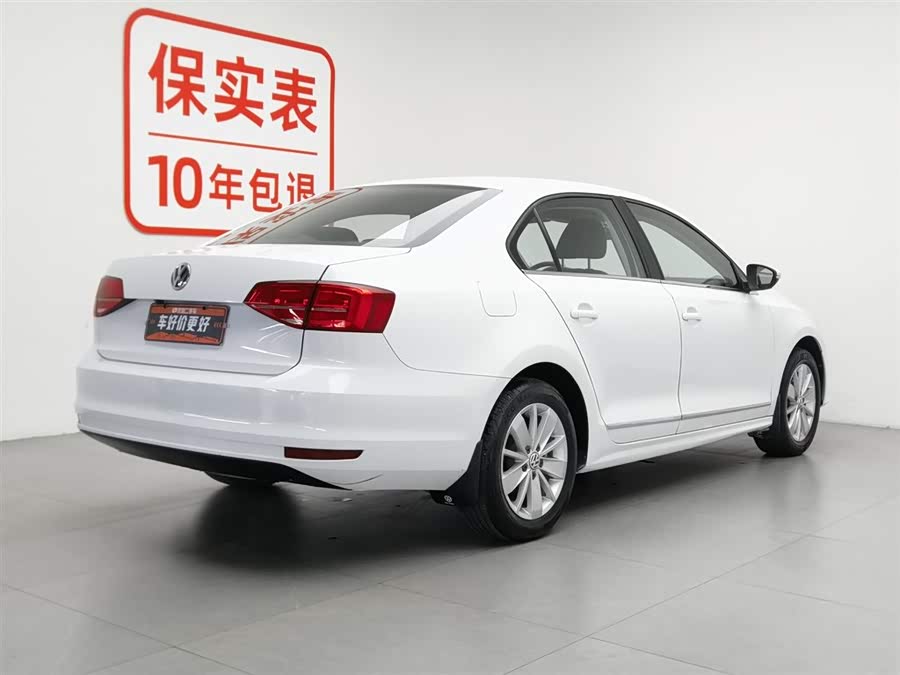 Volkswagen Sagitar 2015