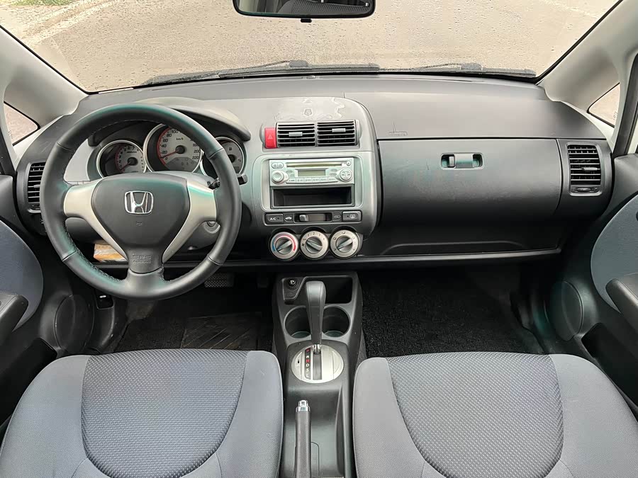 Honda Fit 2007 — фото 14