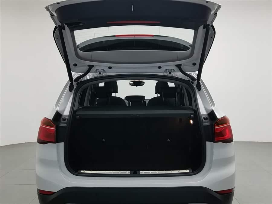 BMW X1 2016 — фото 16
