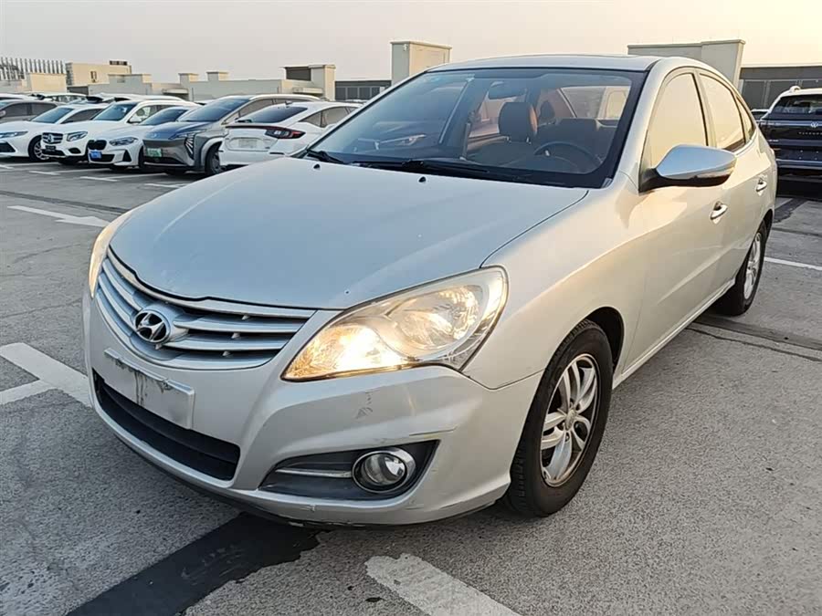 Hyundai Joyful 2011