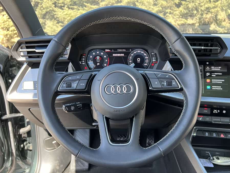 Audi A3 2023 — фото 20