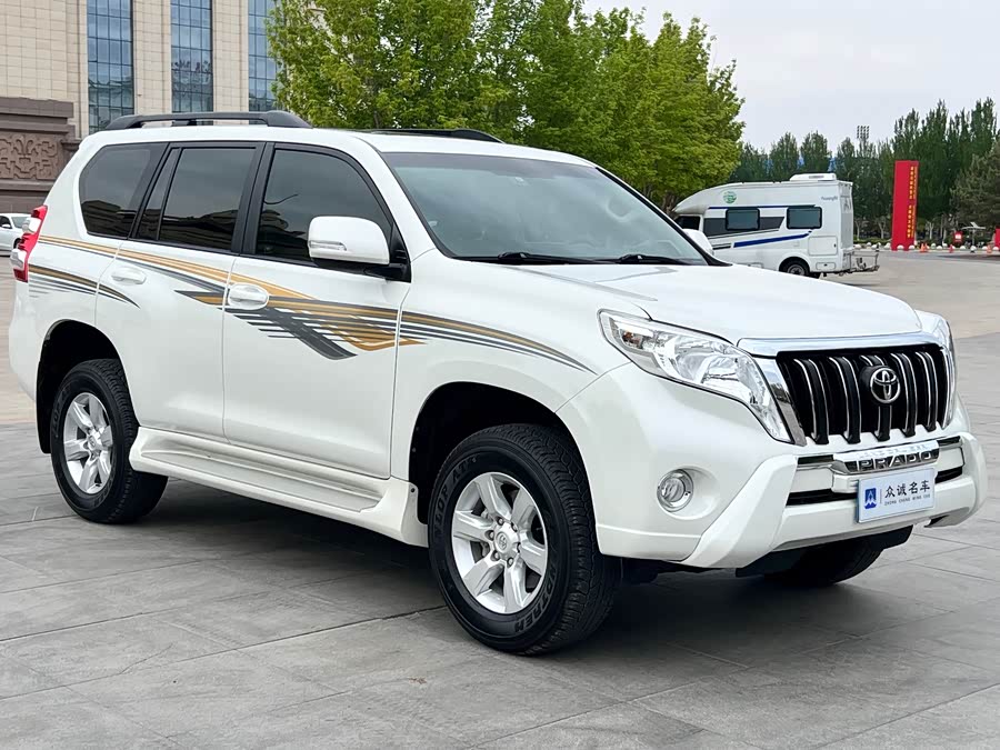 Toyota Prado 2016