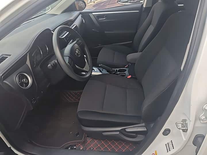 Toyota Corolla 2017 — фото 15