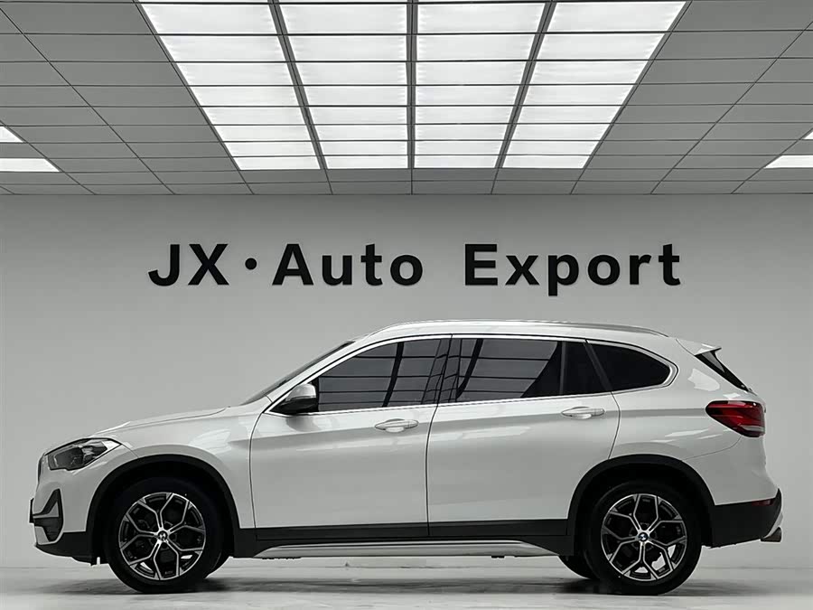 BMW X1 2022 — фото 10