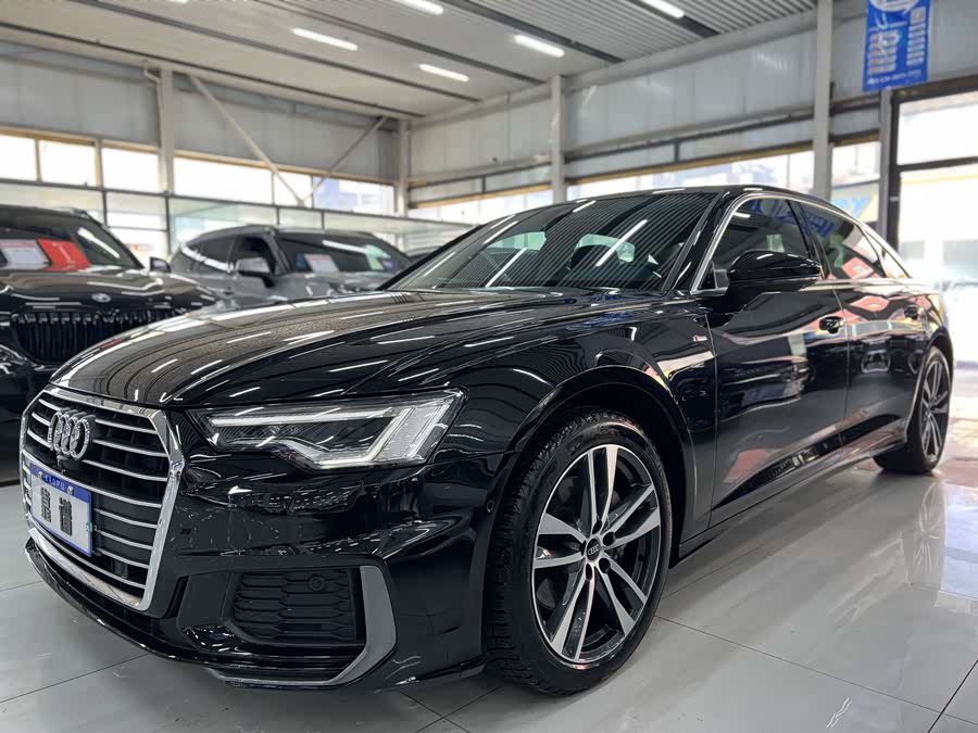Audi A6L 2022