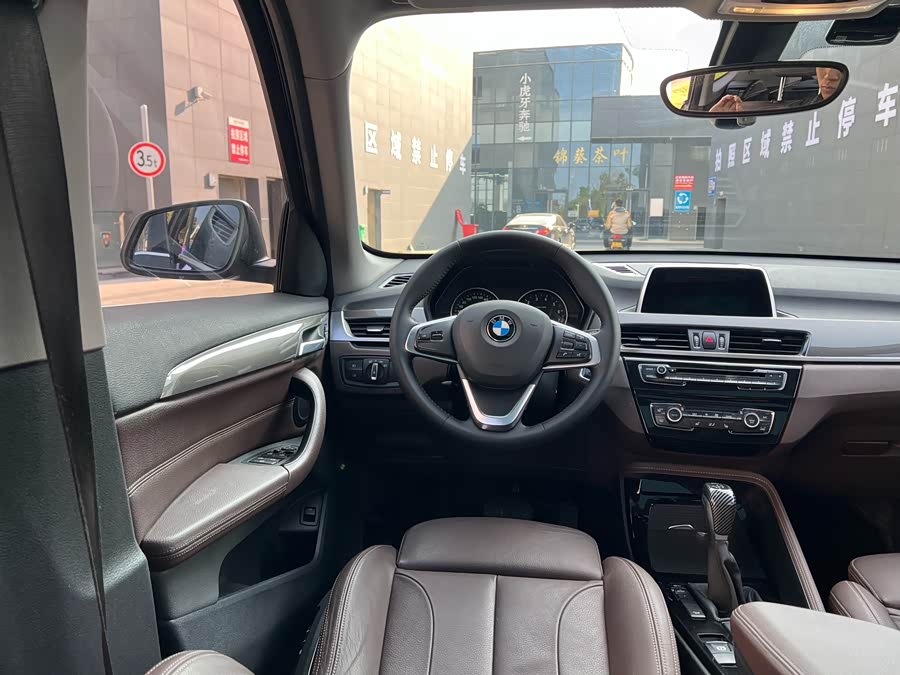 BMW X1 2018 — фото 28
