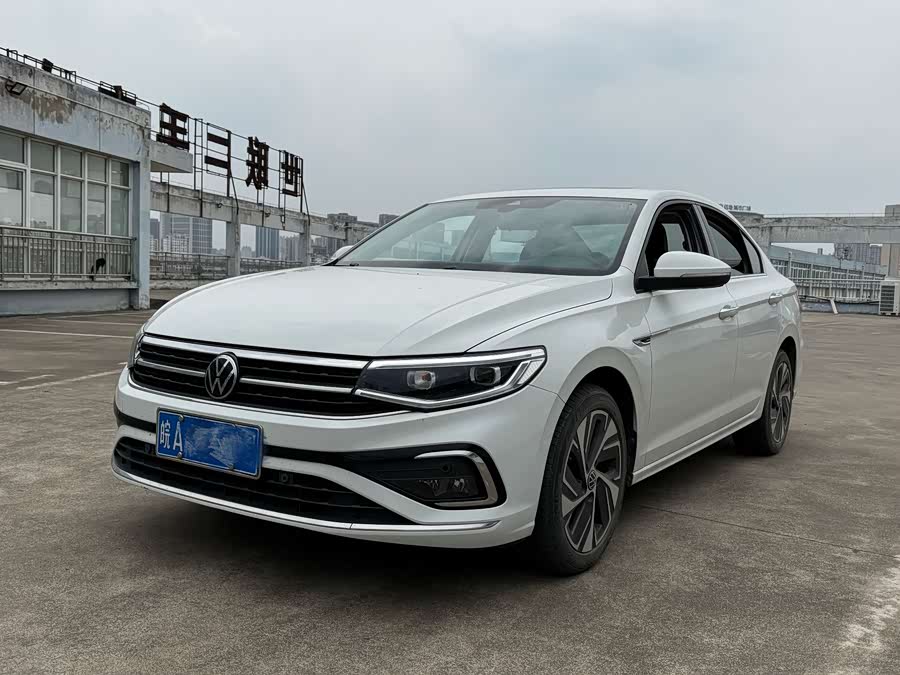 Volkswagen Bora 2023