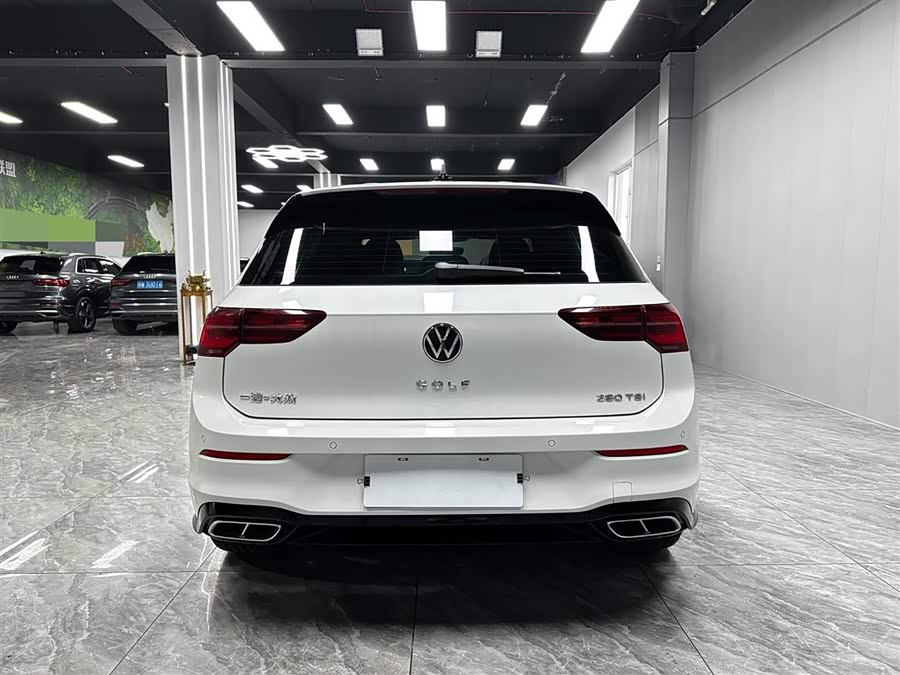 Volkswagen Golf 2023