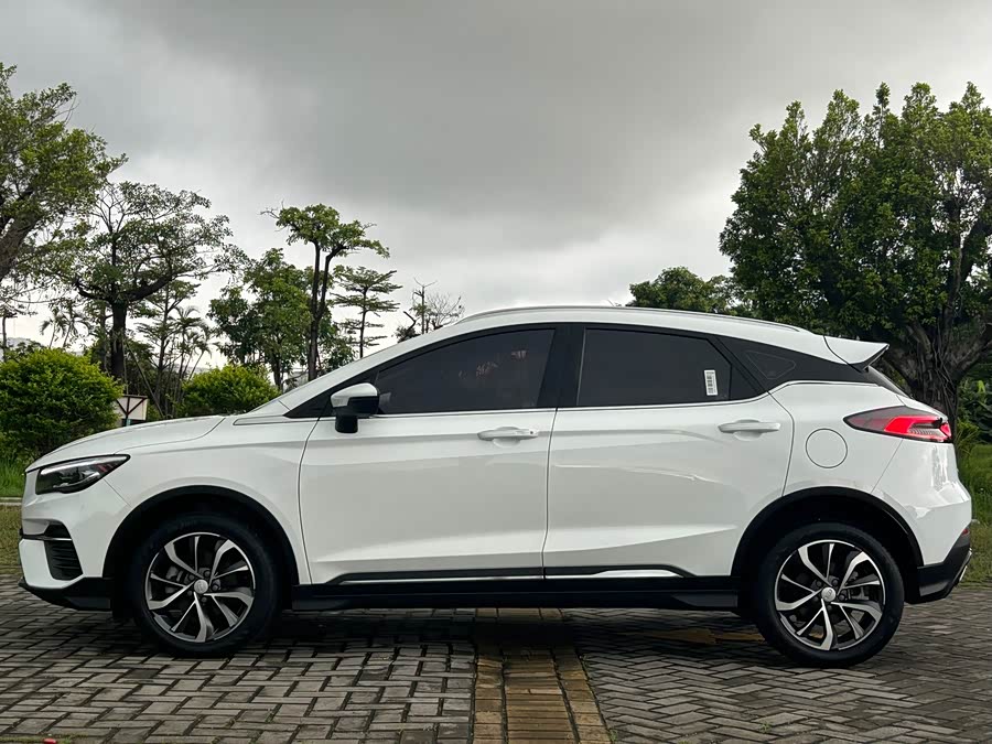Geely Emgrand S 2022