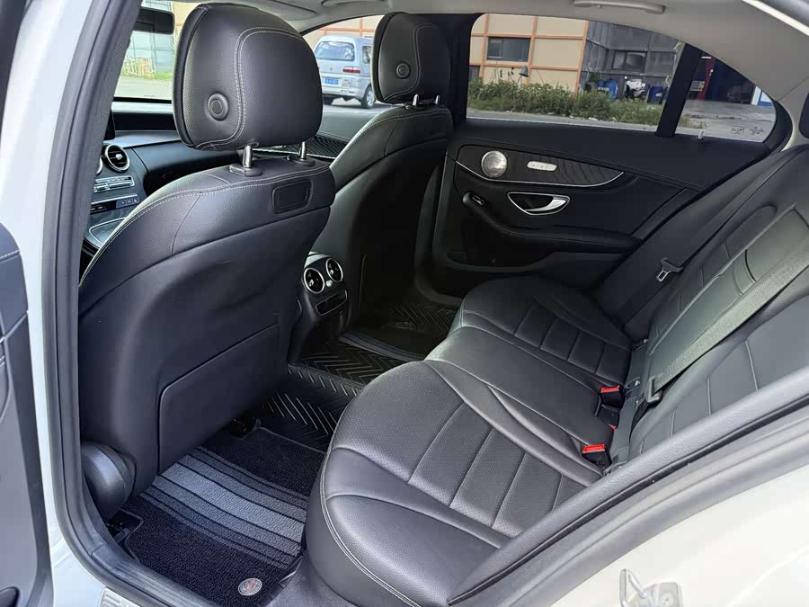 Mercedes-Benz C-Class 2019 — фото 10