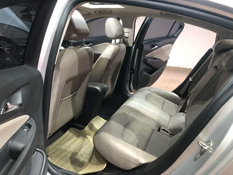 Chevrolet Cruze 2015