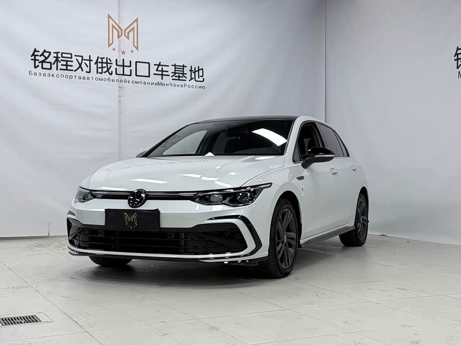 Volkswagen Golf 2021