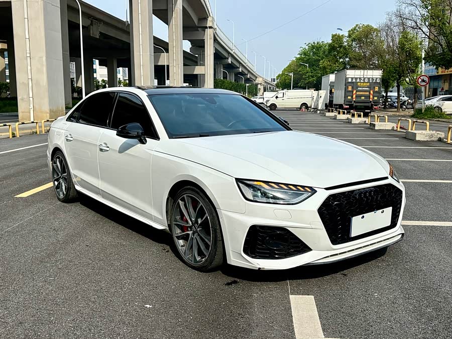 Audi A4L 2020