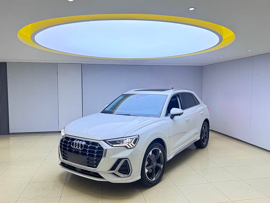 Audi Q3 2021