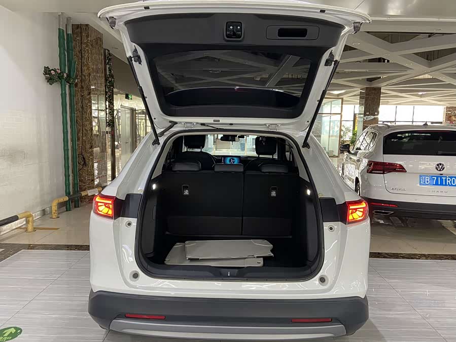 Honda Vezel 2023 — фото 10