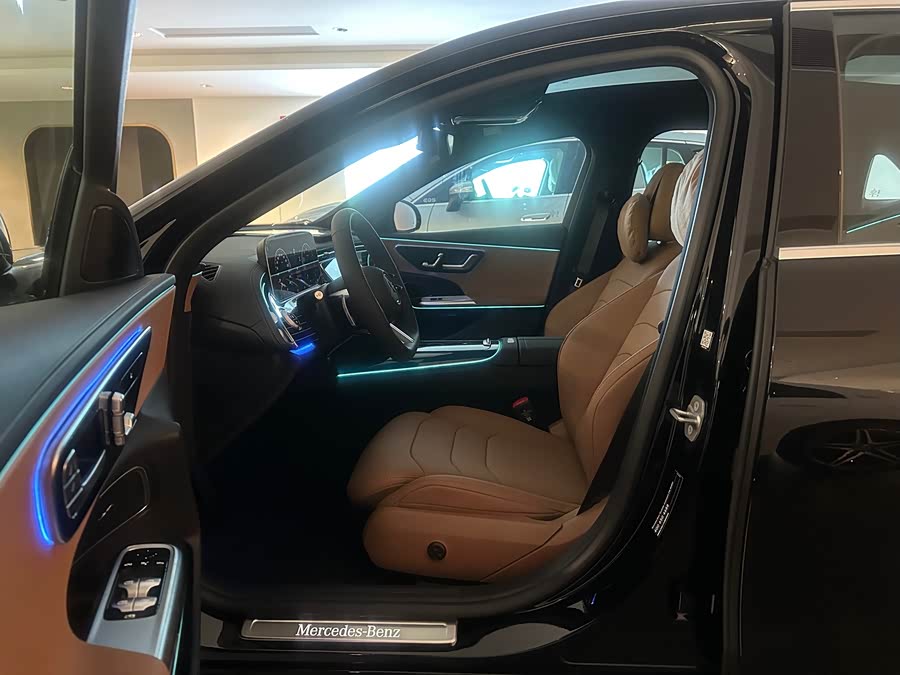 Mercedes-Benz E-Class 2025