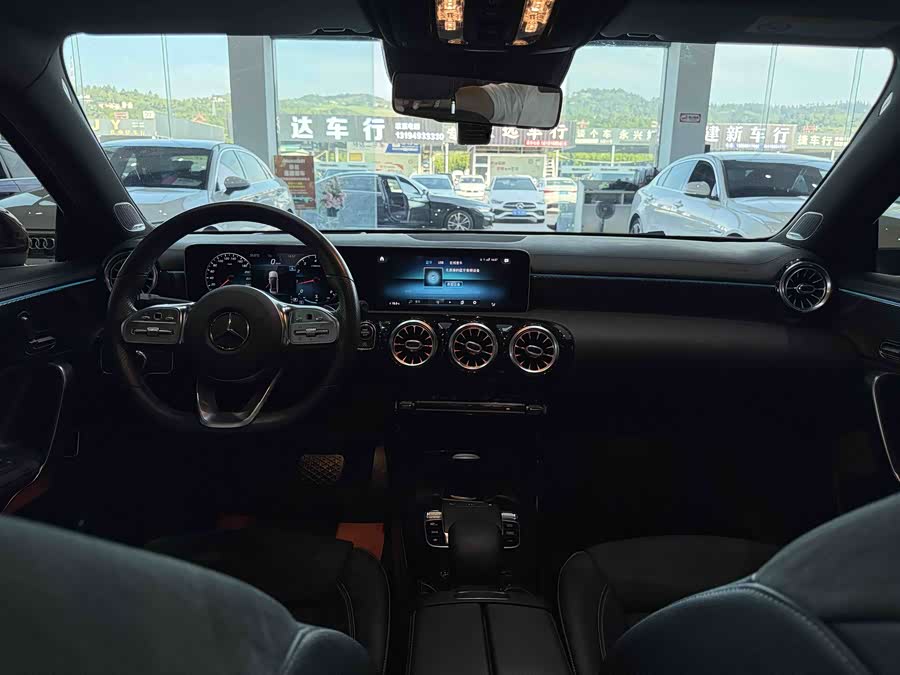 Mercedes-Benz A-Class 2019 — фото 9