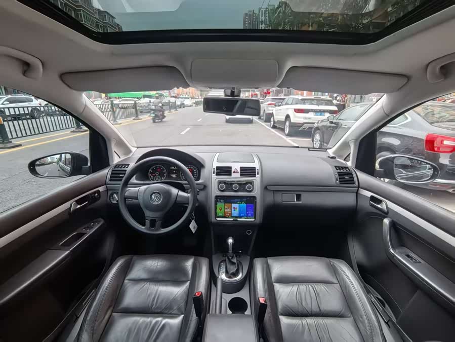 Volkswagen Touran 2013