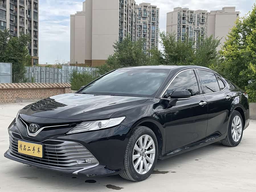 Toyota Camry 2019