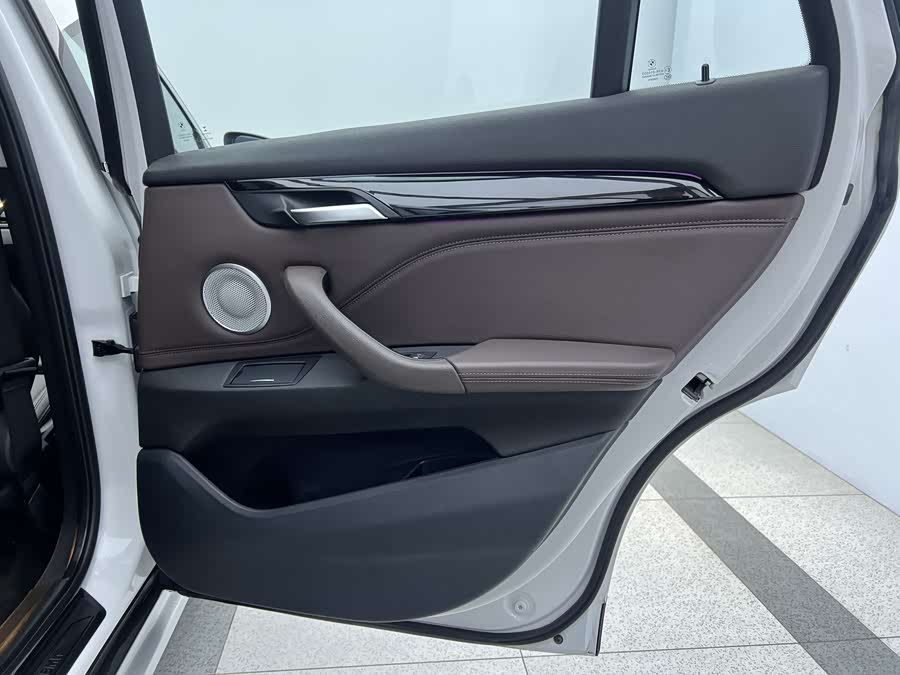 BMW X1 2021 — фото 19