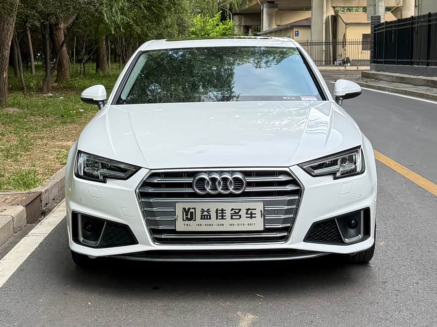 Audi A4L 2019