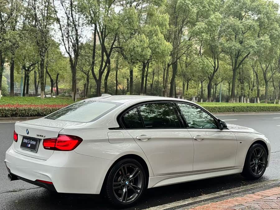 BMW 3 Series 2018