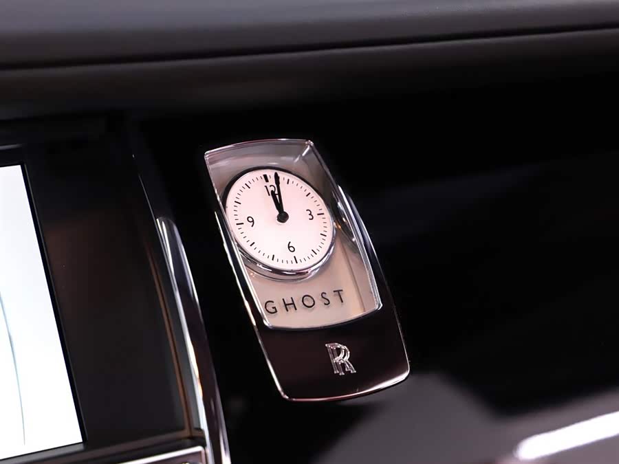 Rolls-Royce Ghost 2014 — фото 24