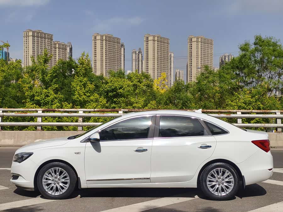 Buick Excelle 2016