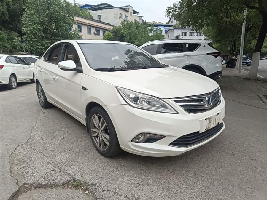 Changan Escape 2015