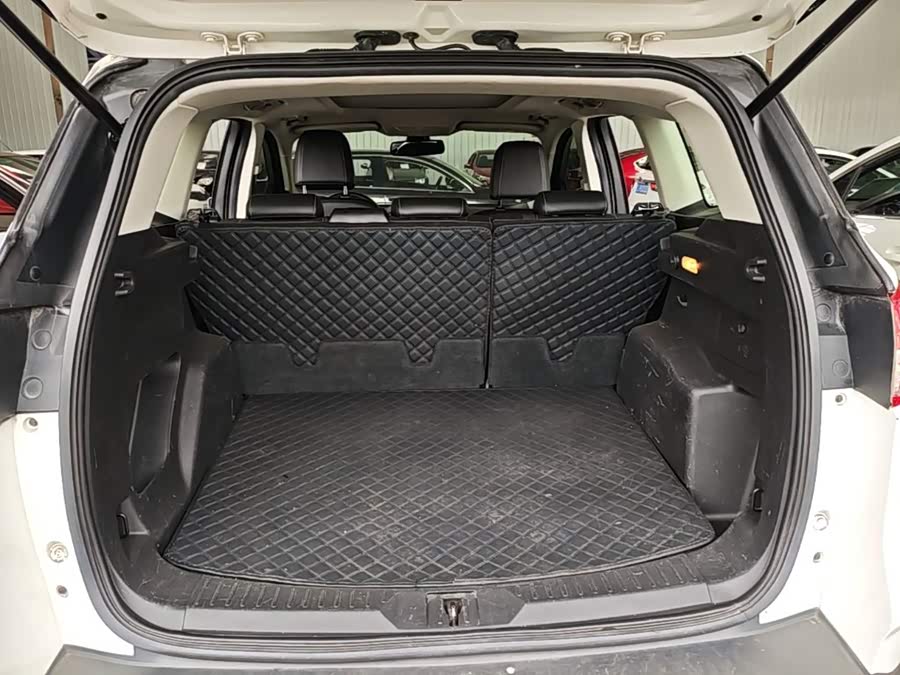 Ford Kuga 2015 — фото 15