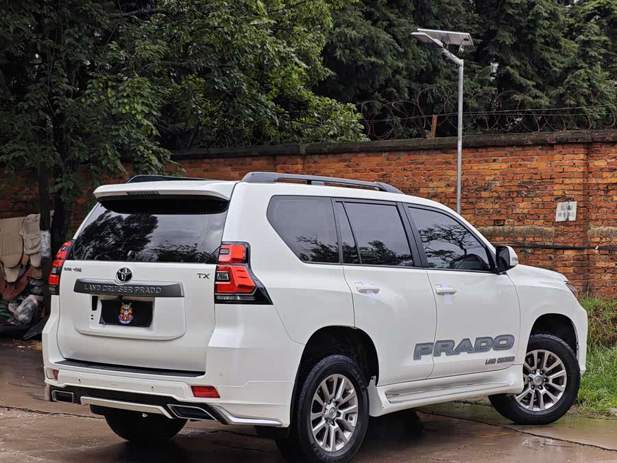 Toyota Prado 2018