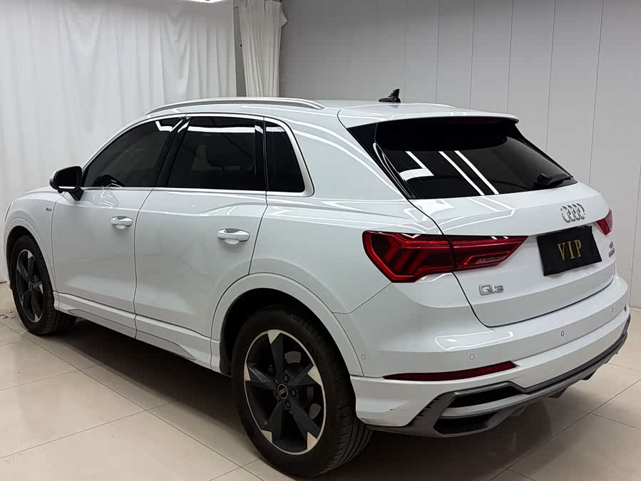 Audi Q3 2022
