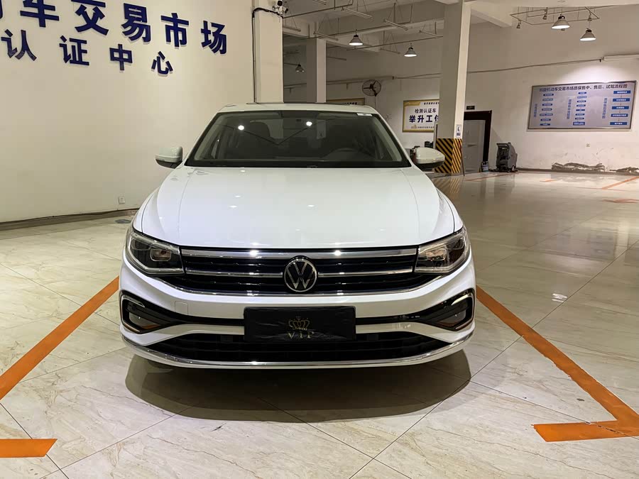 Volkswagen Bora 2023