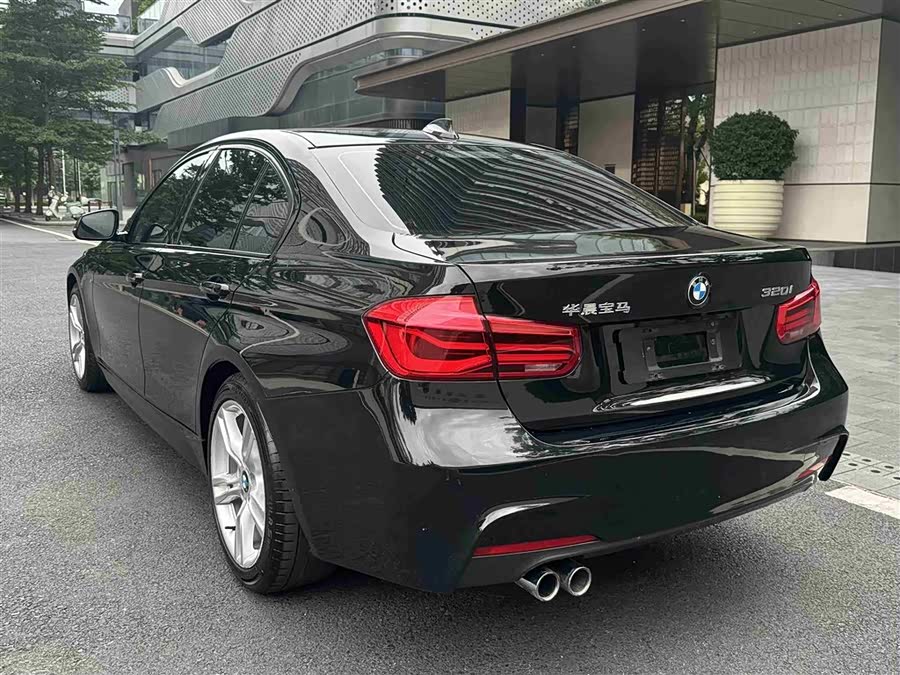 BMW 3 Series 2017 — фото 9